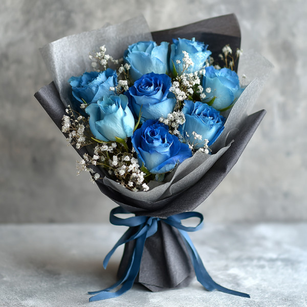 Ocean Whisper — A Blue Rose Dream